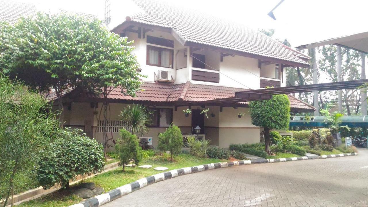 D'Arcici Hotel Plumpang Джакарта Экстерьер фото